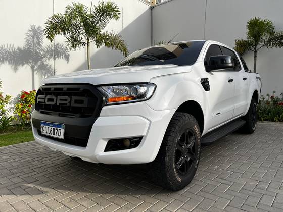 FORD RANGER 2.5 XLS 4X2 CD 16V FLEX 4P MANUAL FORD RANGER 2.5 XLS 4X2 CD 16V FLEX 4P MANUAL